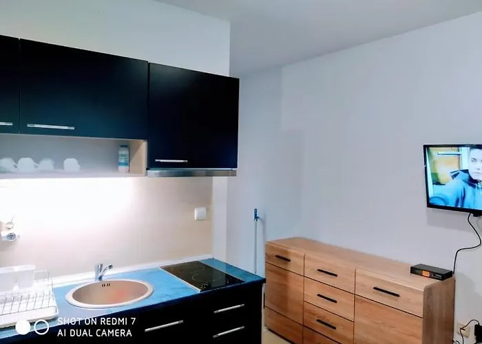 Blue Marine Ap 26 アパート